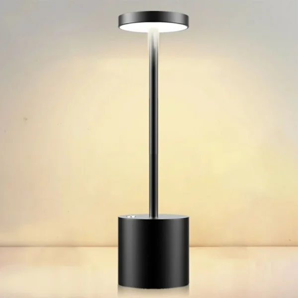 Lampa stołowa LED